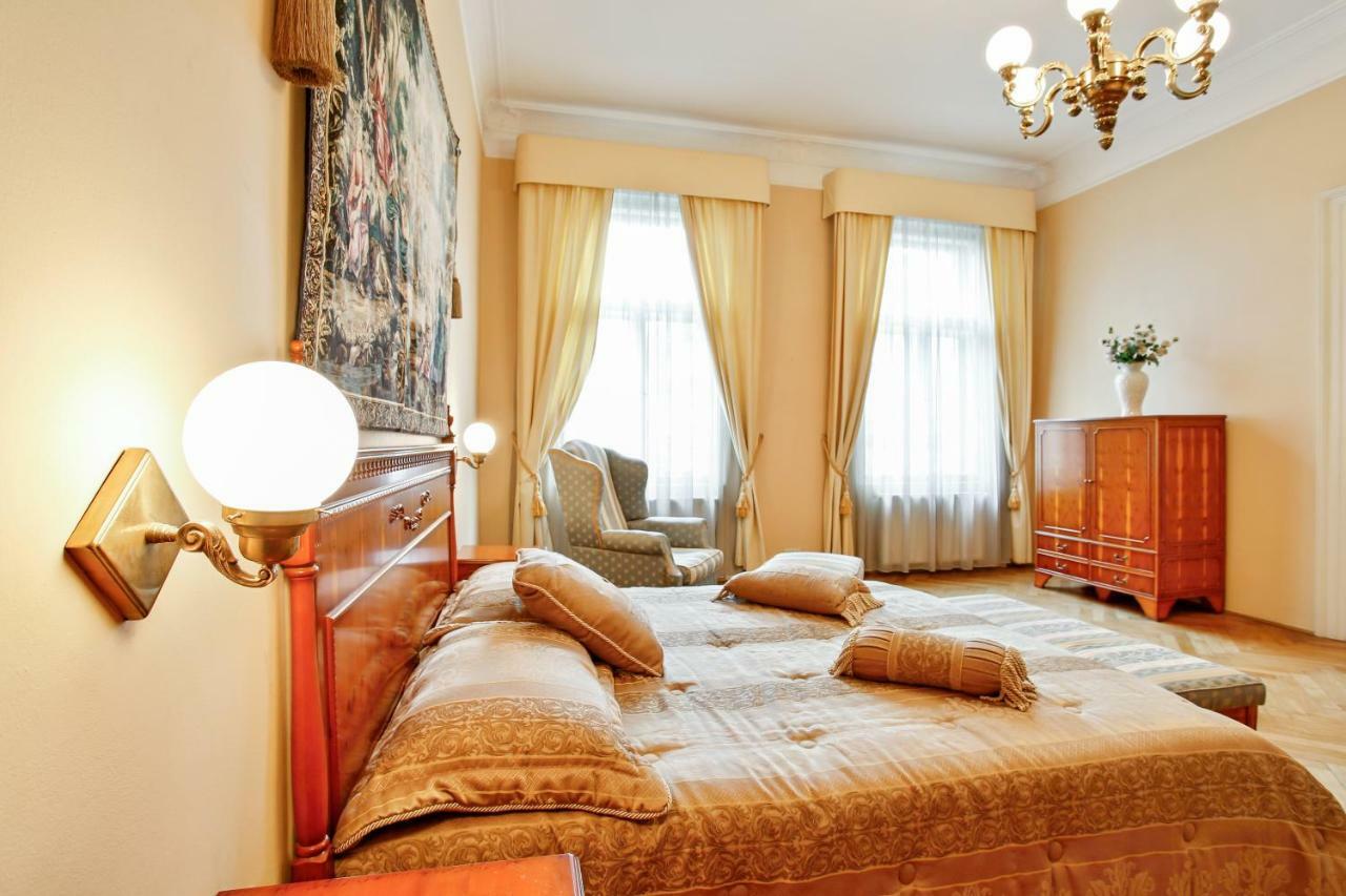 Open Gate Apartment Prag